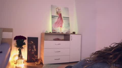 Lullu online show from 2, 2, 2025