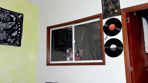 Snapshot of missluna27 chatting on 25, 2, 2025 Miss Luna online show from 25, 2, 2025