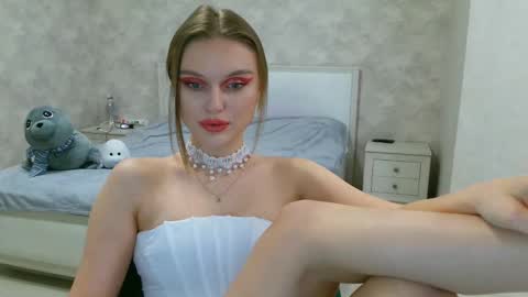 OneGoddess online show from 12, 1, 2025