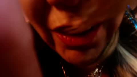 missmelania online show from 1, 6, 2026