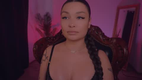 Snapshot of missmerciless chatting on 26, 2, 2025 LUXXANDRA online show from 26, 2, 2025