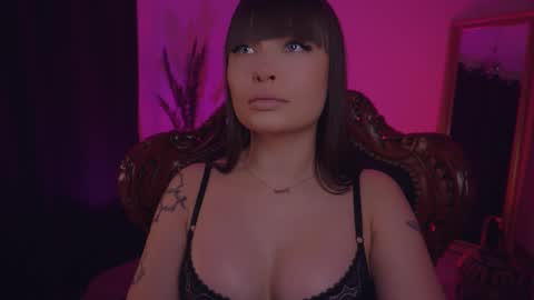 Snapshot of missmerciless chatting on 1, 3, 2025 LUXXANDRA online show from 1, 3, 2025