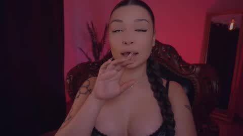 Snapshot of missmerciless chatting on 12, 3, 2025 LUXXANDRA online show from 12, 3, 2025