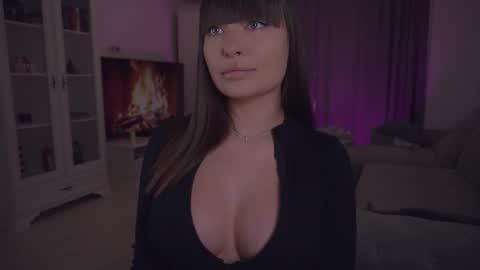 Snapshot of missmerciless chatting on 17, 2, 2026 LUXXANDRA online show from 17, 2, 2026