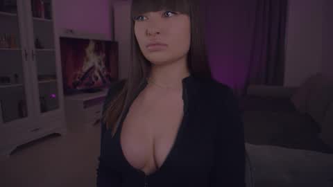 Snapshot of missmerciless chatting on 25, 2, 2026 LUXXANDRA online show from 25, 2, 2026