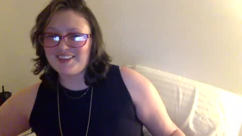Snapshot of missmistressmal chatting on 18, 6, 2026 missmistressmal online show from 18, 6, 2026