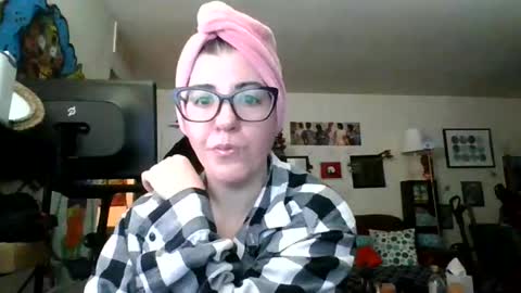 MissMona online show from 11, 2, 2026