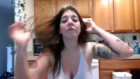 Snapshot of missmonatoyou chatting on 29, 3, 2026 MissMona online show from 29, 3, 2026