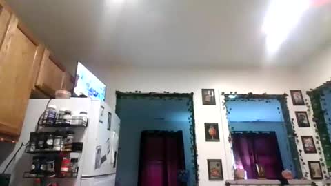 Snapshot of missmonatoyou chatting on 7, 4, 2026 MissMona online show from 7, 4, 2026
