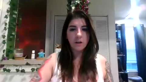 Snapshot of missmonatoyou chatting on 10, 4, 2026 MissMona online show from 10, 4, 2026