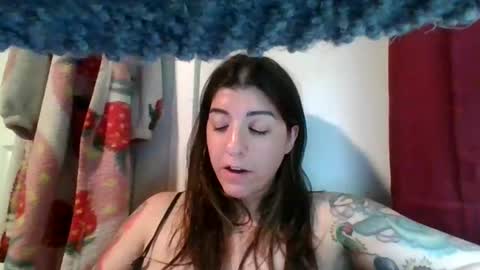 Snapshot of missmonatoyou chatting on 13, 5, 2026 MissMona online show from 13, 5, 2026