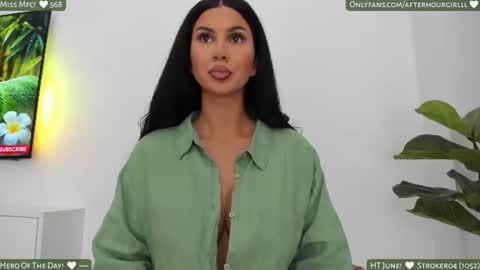 Snapshot of misspinkroom chatting on 28, 6, 2026 Renata online show from 28, 6, 2026