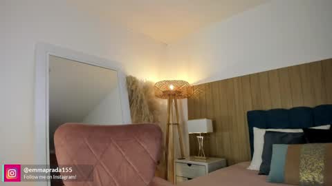 Emma Prada online show from 16, 4, 2026