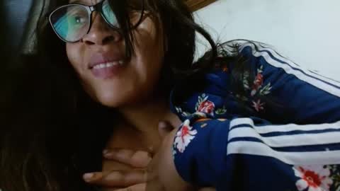 TELL ME MISS online show from 29, 9, 2025