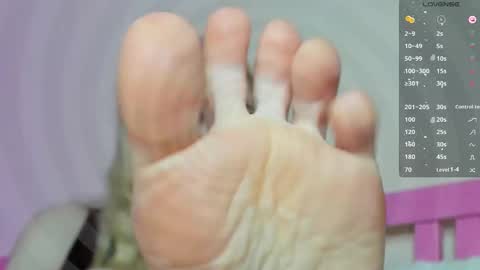 Snapshot of missslola chatting on 11, 2, 2025 Misss Lola Angel online show from 11, 2, 2025