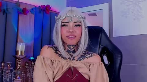 Snapshot of misstomie_ chatting on 31, 1, 2025 Tomiehelp me get to 100 thumbs up online show from 31, 1, 2025
