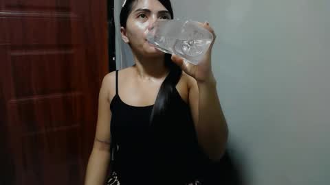 Snapshot of missunknownxoxo chatting on 22, 5, 2026 sofia online show from 22, 5, 2026