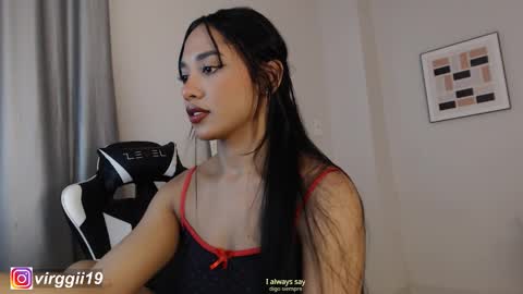 missvirggii online show from 17, 10, 2025