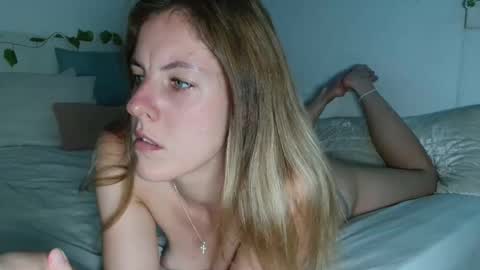 Snapshot of missxmonique chatting on 3, 2, 2026 Monique online show from 3, 2, 2026