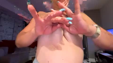 Snapshot of missy290798 chatting on 3, 8, 2026 missy290798 online show from 3, 8, 2026