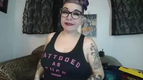 Missy Dee online show from 27, 11, 2025