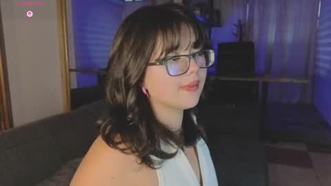 Snapshot of missy_taylor_ chatting on 11, 10, 2025 Missy online show from 11, 10, 2025