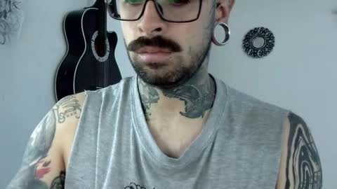 Snapshot of misternocturne chatting on 11, 10, 2025 misternocturne online show from 11, 10, 2025