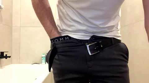 Snapshot of misterxy567 chatting on 10, 4, 2026 misterxy567 online show from 10, 4, 2026