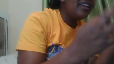 Snapshot of misticmoment chatting on 20, 6, 2026 misticmoment online show from 20, 6, 2026