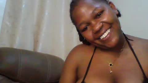 Snapshot of misticmoment chatting on 21, 6, 2026 misticmoment online show from 21, 6, 2026