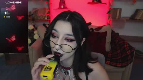 Marcelline online show from 17, 10, 2025