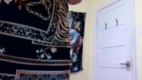 Mistress Kaha online show from 1, 4, 2026