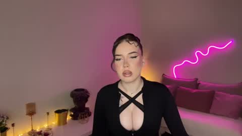 Mia online show from 27, 6, 2026