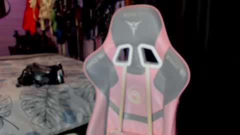 Dirty Priest and Ivi online show from 10, 2, 2026