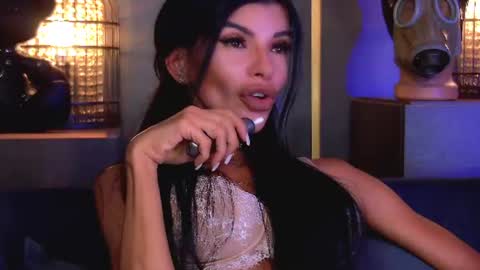 Snapshot of mistresselenia chatting on 25, 7, 2026 Elenia online show from 25, 7, 2026
