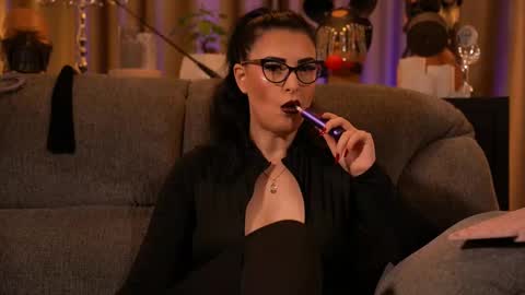 Mistress Kelly online show from 27, 10, 2025