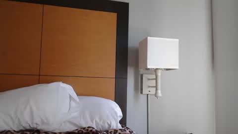 Mistress Kora Bell online show from 3, 3, 2025