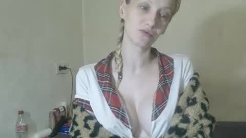 mistressmilly32 online show from 7, 3, 2026