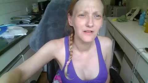 Snapshot of mistressmilly32 chatting on 28, 5, 2026 mistressmilly32 online show from 28, 5, 2026