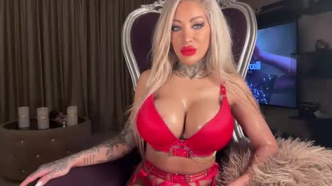 Snapshot of mistresssaida chatting on 10, 6, 2026 Mistress Saida online show from 10, 6, 2026