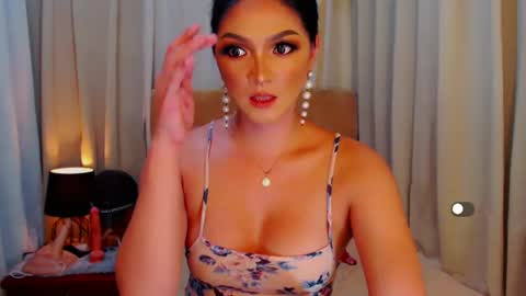 Leah online show from 8, 12, 2024