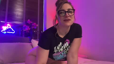 Miss X online show from 4, 11, 2025