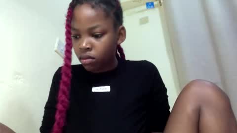 misty_shee online show from 12, 4, 2026