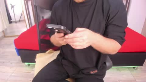 Snapshot of mitchbukanan chatting on 27, 5, 2026 mitchbukanan online show from 27, 5, 2026