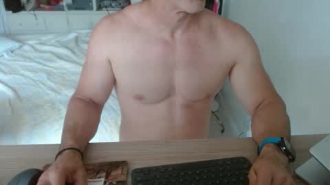 Snapshot of mitcheli chatting on 10, 3, 2026 Onlyfans online show from 10, 3, 2026