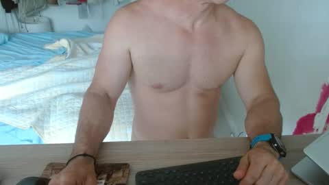 Snapshot of mitcheli chatting on 27, 3, 2026 Onlyfans online show from 27, 3, 2026