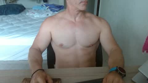Snapshot of mitcheli chatting on 17, 5, 2026 Onlyfans online show from 17, 5, 2026