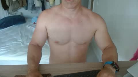 Snapshot of mitcheli chatting on 21, 5, 2026 Onlyfans online show from 21, 5, 2026