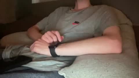 Snapshot of mitchellw7752 chatting on 3, 1, 2025 mitchellw7752 online show from 3, 1, 2025