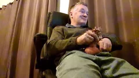 Snapshot of mitchoxxford chatting on 19, 5, 2026 mitchoxxford online show from 19, 5, 2026